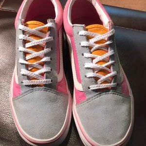 Juniors size 4.5 pink gray & gold suede Vans